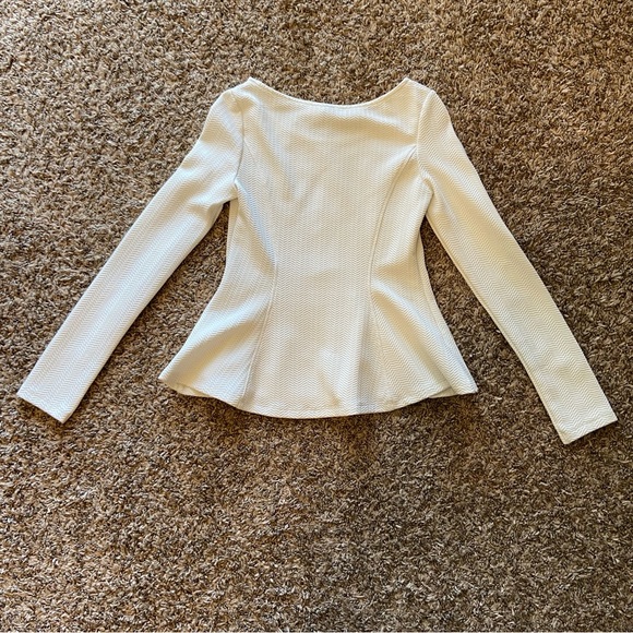 H&M | Lot of 2 Black and White Peplum Tops - Picture 7 of 9